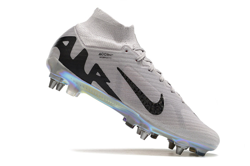 BOTA DE FUTBOL NIKE MERCURIAL 15 ELITE SG - CINZA